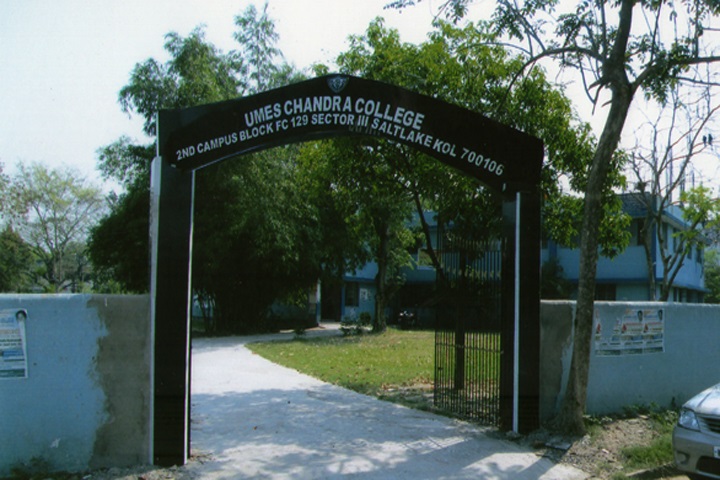 https://cache.careers360.mobi/media/colleges/social-media/media-gallery/8537/2018/9/24/Campus View of Umeschandra College  Kolkata_Campus-View.jpg